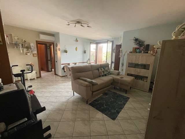 appartamento in vendita a Formigine in zona Magreta