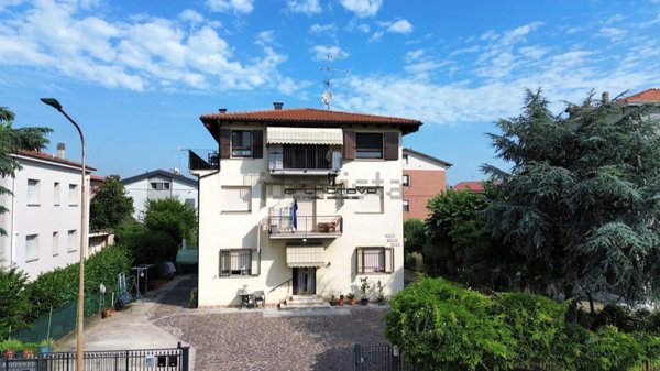 appartamento in vendita a Formigine in zona Corlo