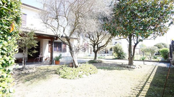 casa indipendente in vendita a Formigine in zona Colombaro