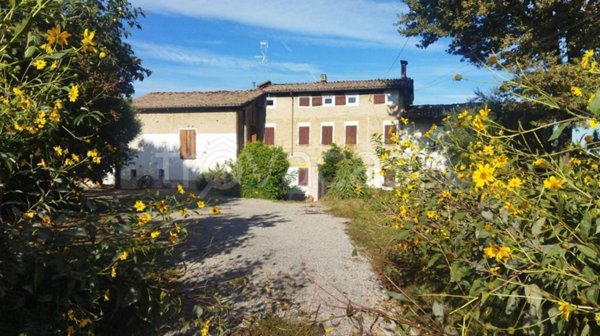 casa indipendente in vendita a Formigine