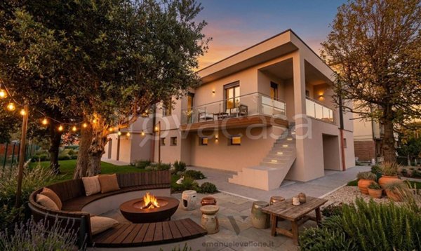 casa indipendente in vendita a Formigine