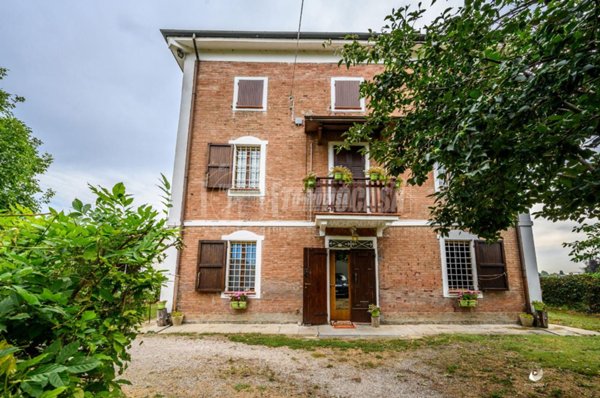 casa indipendente in vendita a Formigine in zona Casinalbo