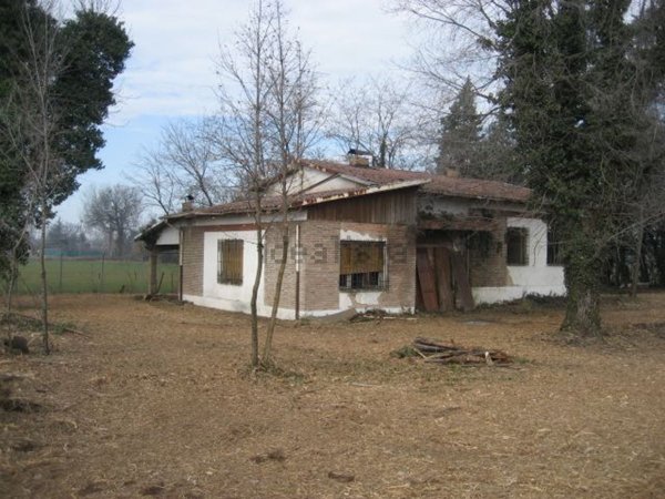 casa indipendente in vendita a Formigine