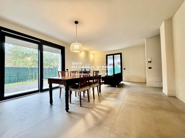 casa indipendente in vendita a Formigine in zona Casinalbo