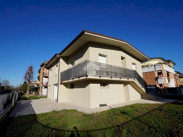 casa indipendente in vendita a Formigine