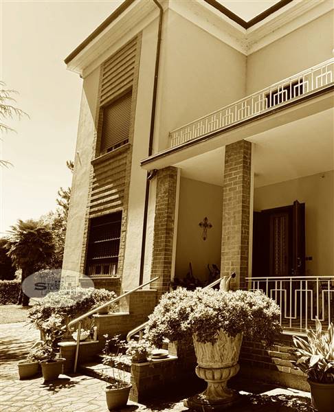 casa indipendente in vendita a Formigine in zona Casinalbo