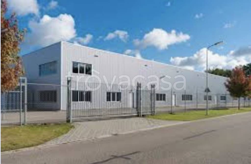 locale commerciale in vendita a Formigine