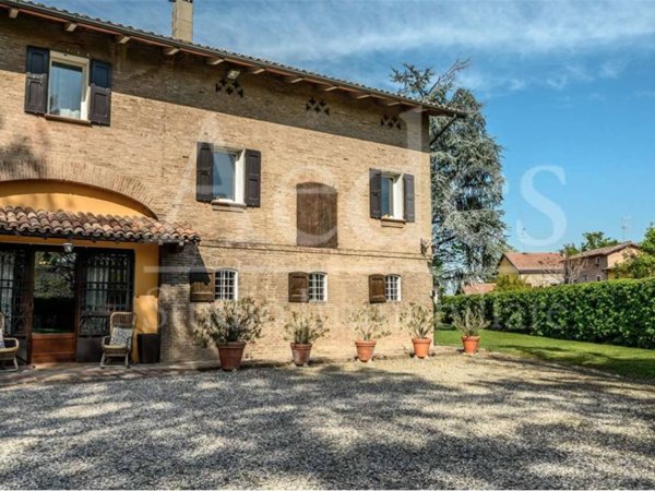 casa indipendente in vendita a Formigine in zona Corlo