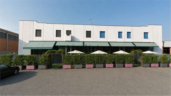 locale commerciale in vendita a Formigine
