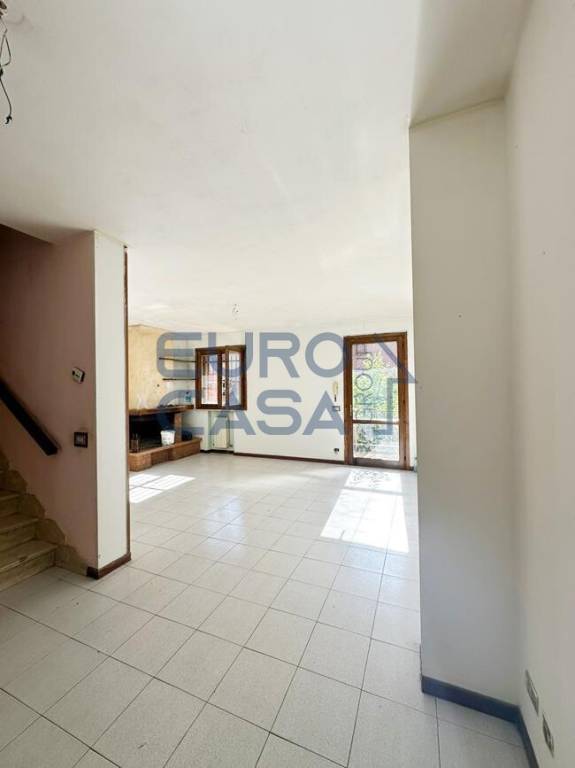 casa indipendente in vendita a Formigine in zona Casinalbo
