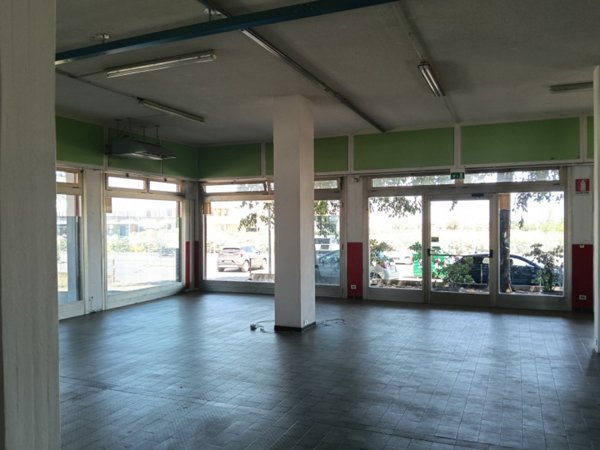 negozio in vendita a Formigine in zona Colombaro