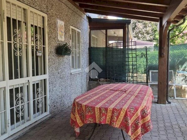 casa indipendente in vendita a Formigine in zona Casinalbo