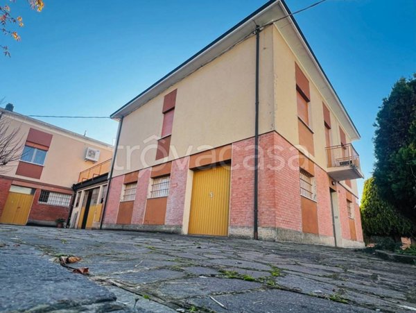 casa indipendente in vendita a Formigine in zona Casinalbo