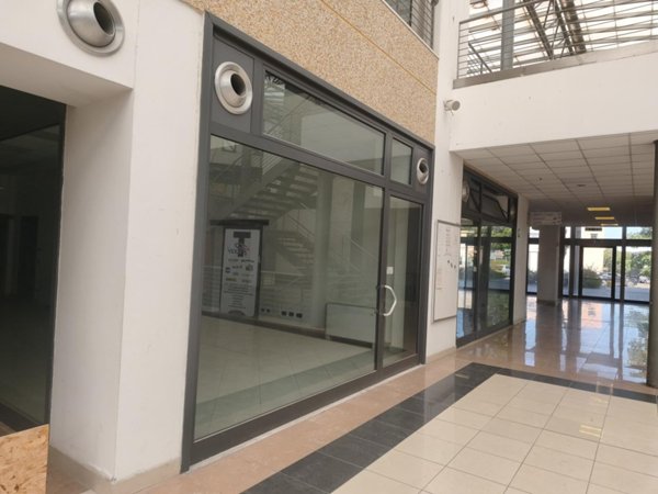 locale commerciale in vendita a Formigine