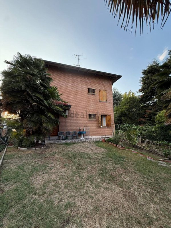 casa indipendente in vendita a Formigine