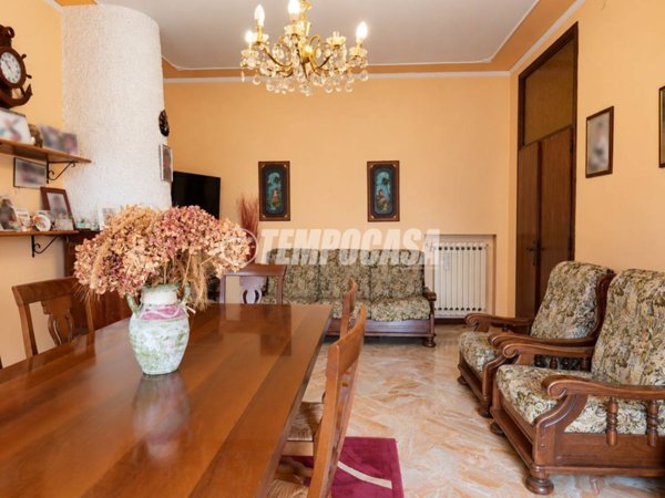casa indipendente in vendita a Formigine in zona Corlo