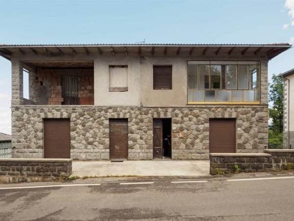 casa semindipendente in vendita a Frassinoro