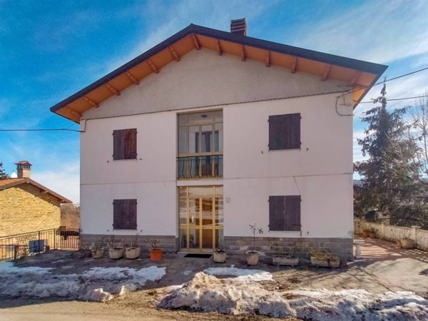 casa indipendente in vendita a Frassinoro