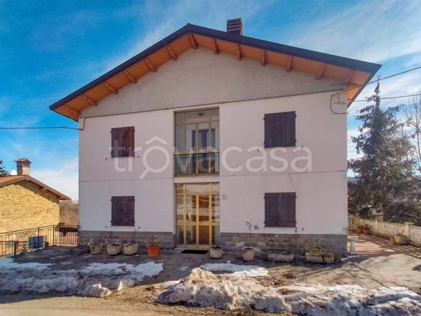 casa indipendente in vendita a Frassinoro