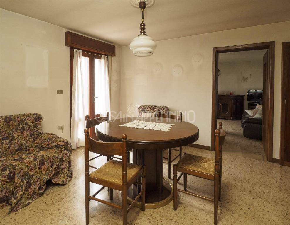 appartamento in vendita a Frassinoro in zona Piandelagotti