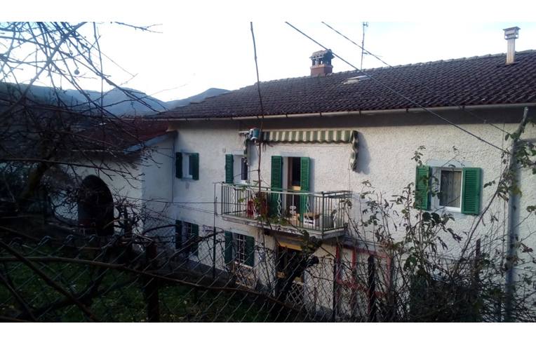 casa indipendente in vendita a Frassinoro