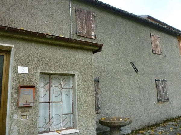 casa indipendente in vendita a Frassinoro in zona Piandelagotti