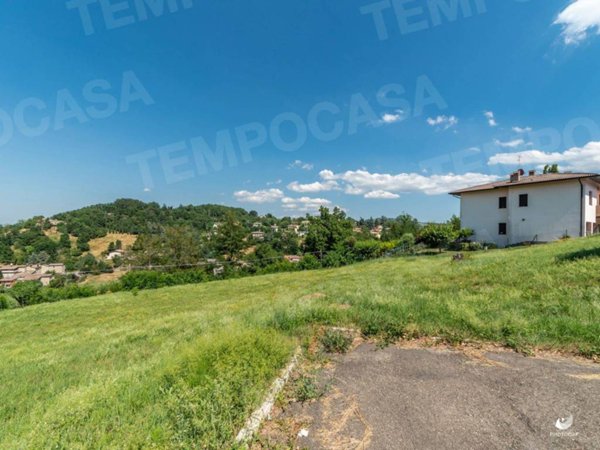 terreno edificabile in vendita a Guiglia in zona Rocca Malatina