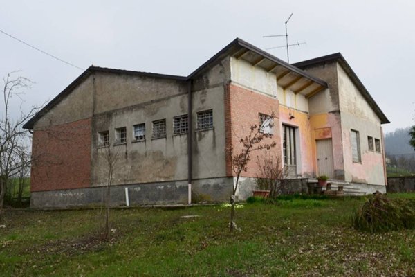 casa indipendente in vendita a Guiglia in zona Castellino