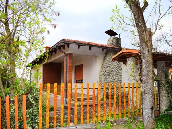 casa indipendente in vendita a Guiglia
