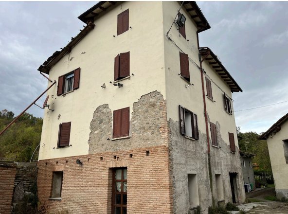 casa indipendente in vendita a Guiglia