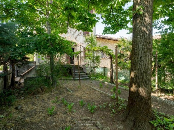 casa indipendente in vendita a Guiglia