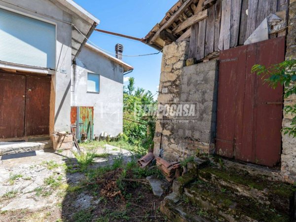 appartamento in vendita a Guiglia in zona Rocca Malatina