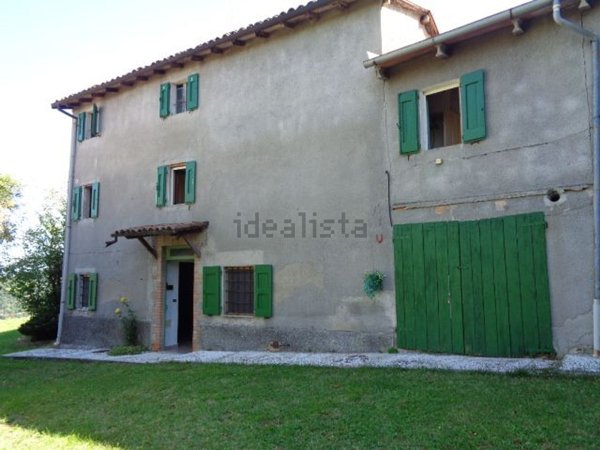 casale in vendita a Guiglia in zona Castellino