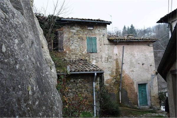casa indipendente in vendita a Guiglia in zona Castellino