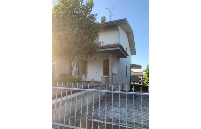 casa indipendente in vendita a Guiglia