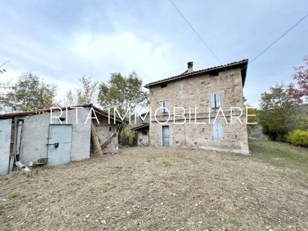 casa indipendente in vendita a Guiglia in zona Castellino