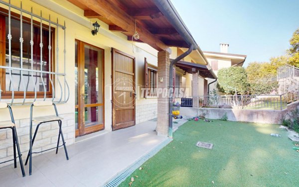 casa indipendente in vendita a Guiglia