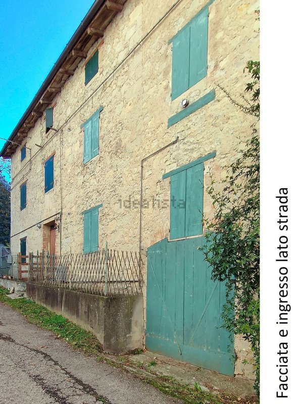 casale in vendita a Guiglia in zona Rocca Malatina