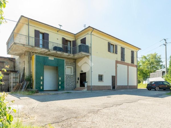 quadrivano in vendita a Guiglia