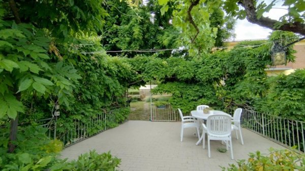 casa indipendente in vendita a Guiglia in zona Samone