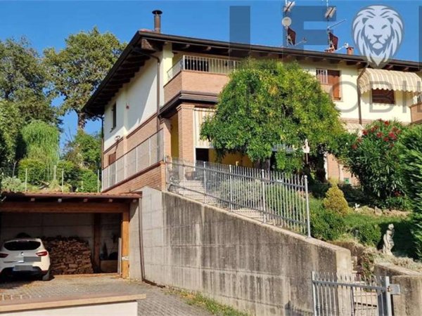 casa indipendente in vendita a Guiglia