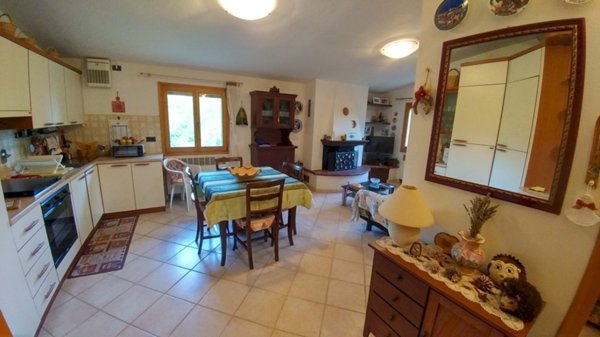appartamento in vendita a Guiglia in zona Samone