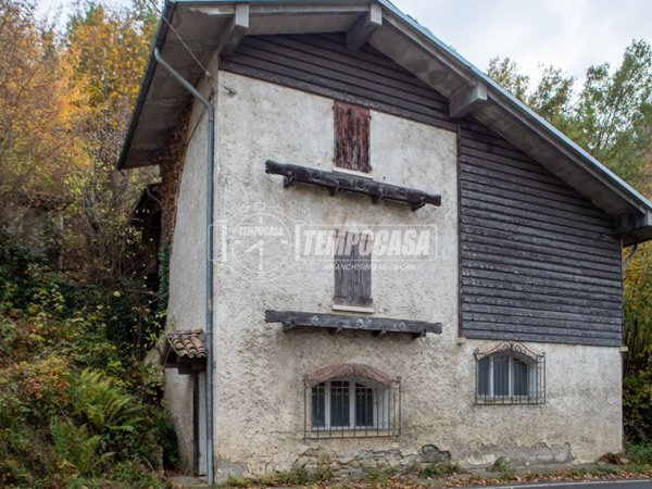 casa indipendente in vendita a Guiglia in zona Samone