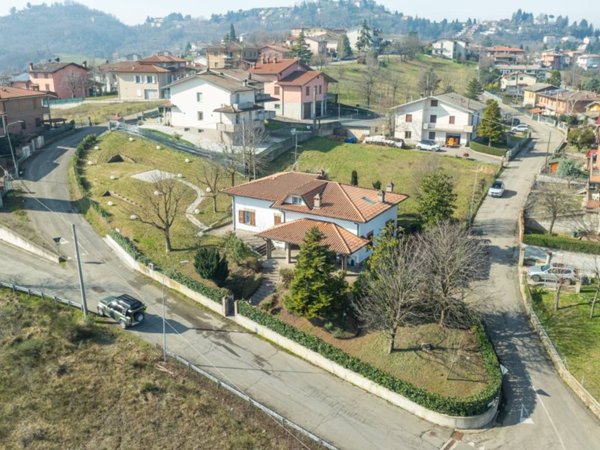casa indipendente in vendita a Guiglia