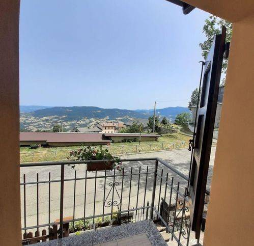 casa indipendente in vendita a Lama Mocogno in zona Borra