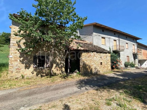 casa indipendente in vendita a Lama Mocogno in zona Mocogno