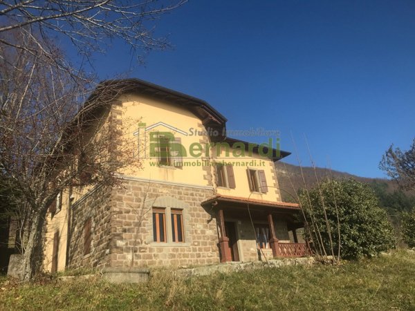 casa indipendente in vendita a Lama Mocogno in zona La Santona