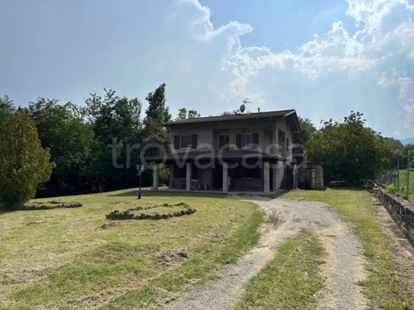 casa indipendente in vendita a Lama Mocogno