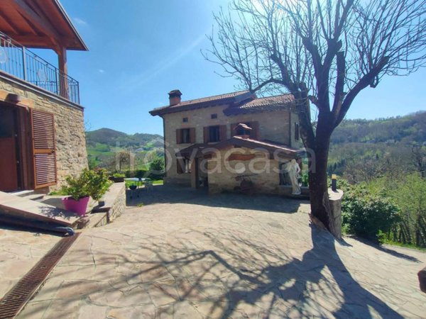 casa indipendente in vendita a Lama Mocogno in zona Mocogno