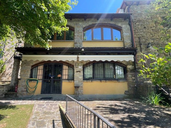 esavano in vendita a Lama Mocogno